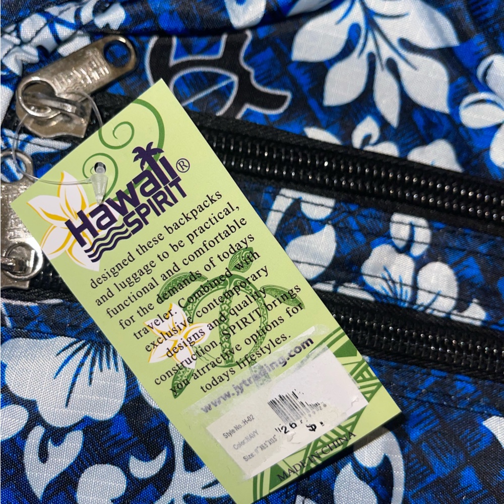 NWT Hawaii Spirit backpack with sea turtles and Hawaiian flowers